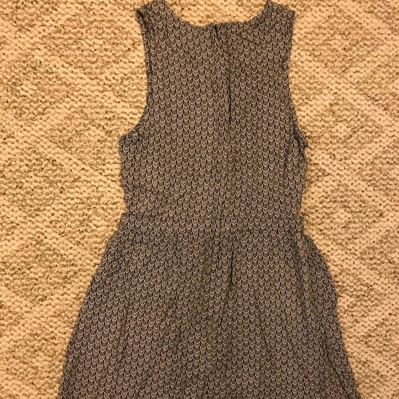 H&M Divided Patterned Casual Dress - Picture 2 of 4
